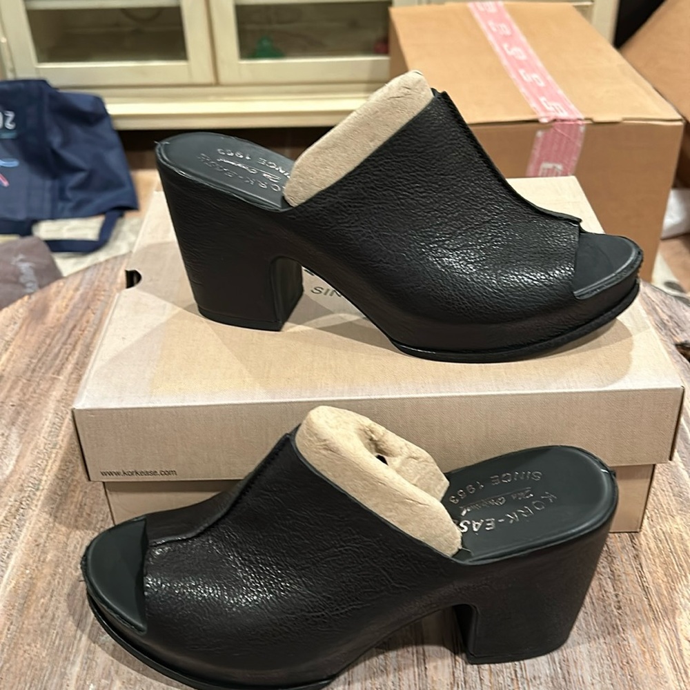 Kork-Ease Black Sandals with Chunky Block Heel